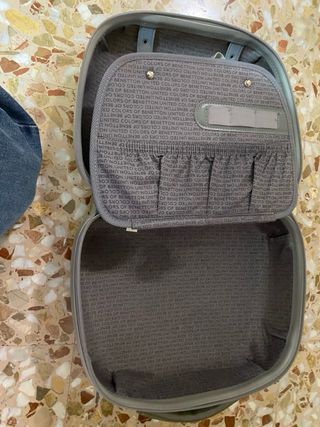 Maleta neceser verde pistacho