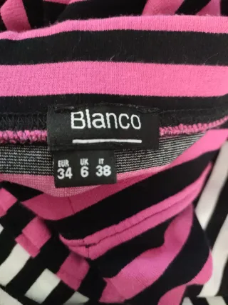 Falda de rayas rosa y negra