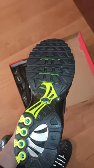 Nike TN Negras talla 44