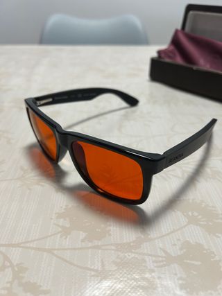 Gafas rojas anti luz azul