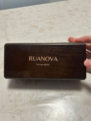 Gafas rojas anti luz azul