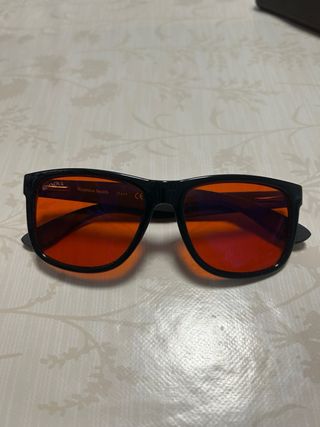Gafas rojas anti luz azul