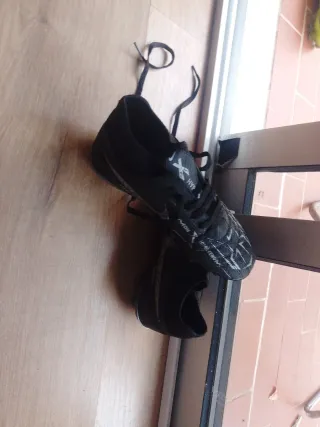Zapato de fútbol Nike Negro
