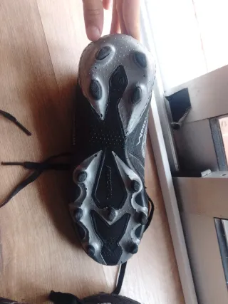 Zapato de fútbol Nike Negro