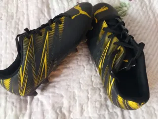 Botas de fútbol Puma