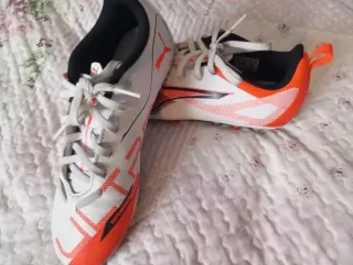 Botas de fútbol Puma