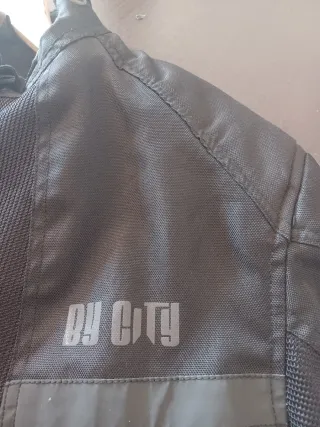 Chaqueta de moto By City con refuerzos