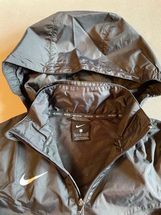 Chubasquero niño Nike Talla S Negro