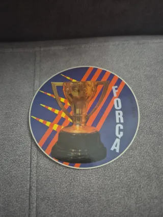 Pegatina y Pin FC Barcelona