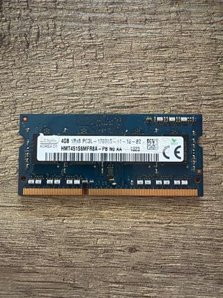 SK Hynix 4GB DDR3 PC3L-12800S Módulo RAM