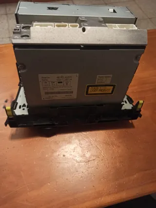 Radio CD Original Toyota RAV4