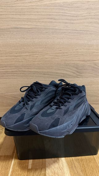 Adidas Yeezy 700 Vanta Rep