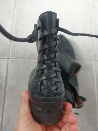 Botines negros piel