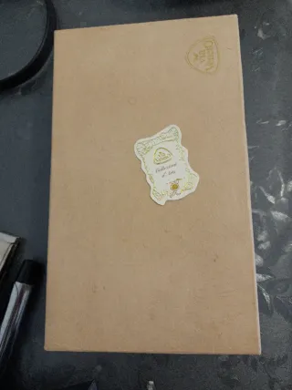 Profumatore in vetro dorato e rosso