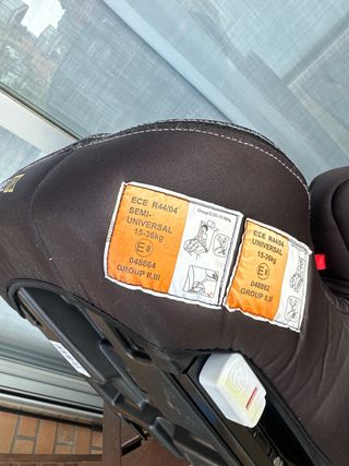 Elevador coche con Isofix PLAY