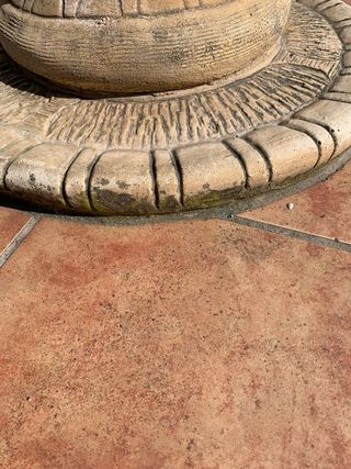 Fuente de piedra de jardín decorativa