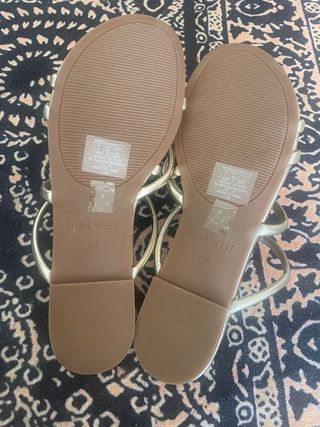 Sandalias Nine West Doradas