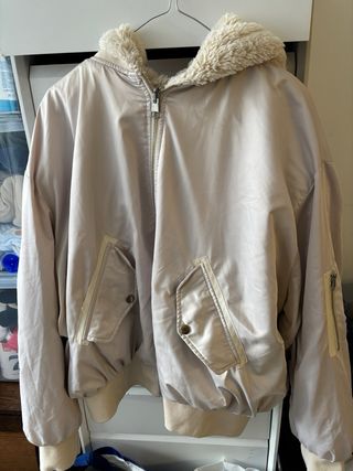 Casaca acolchada doble cara mujer beige