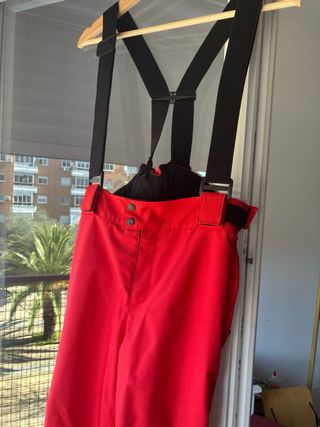 Pantalones de esquí rojos con tirantes talla XS