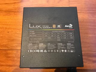 Fonte AeroCool LUX RGB 1000W Gold