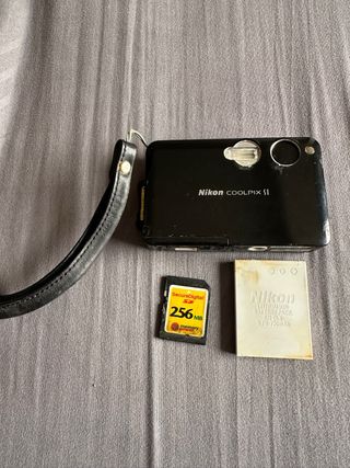 Cámara Nikon COOLPIX S1 + Batería + Tarjeta SD