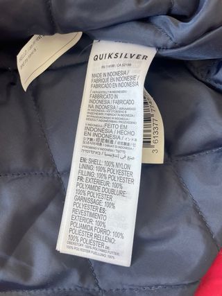 Chamarra Quiksilver Azul y Roja