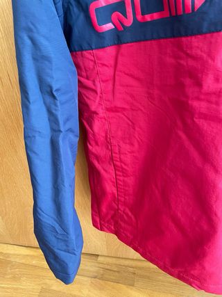 Chamarra Quiksilver Azul y Roja