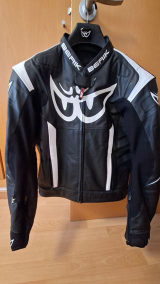 Chaqueta de moto Berik deportiva