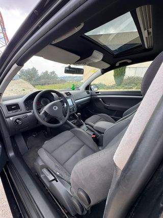 Volkswagen Golf 2005