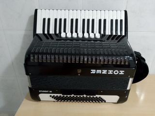 Fisarmonica Hohner Student 80 Bassi