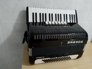 Fisarmonica Hohner Student 80 Bassi