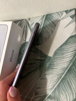 Apple iPhone 11 Viola