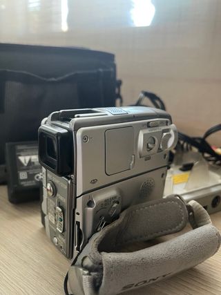 Videocámara Sony Handycam DCR-PC109E PAL