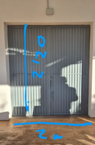 Puerta Metálica Almacén