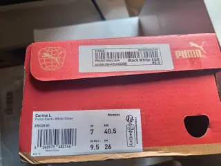 Zapatillas Puma Negras y Blancas
