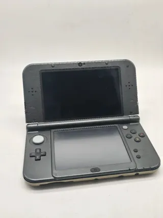 New Nintendo 3DS XL a tema zelda