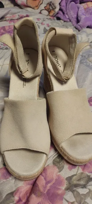 Sandalias TOMS Beige Cuña
