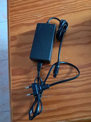 Funda y cargador patinete eléctrico Hoverboard