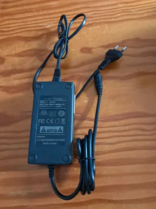 Funda y cargador patinete eléctrico Hoverboard