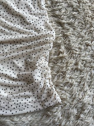 Blusa sin mangas de lunares