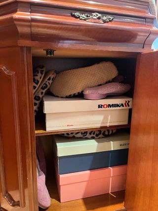 Mueble/zapatero con espejo