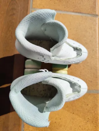 Patines Artísticos Blancos talla 205.