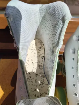 Patines Artísticos Blancos talla 205.