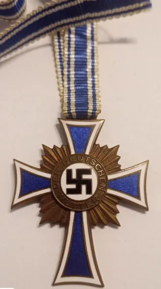 Militaria Cruz de Mãe Alemã em Bronze Nível II