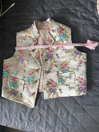 Chaleco fallero blanco floral 3-5 años