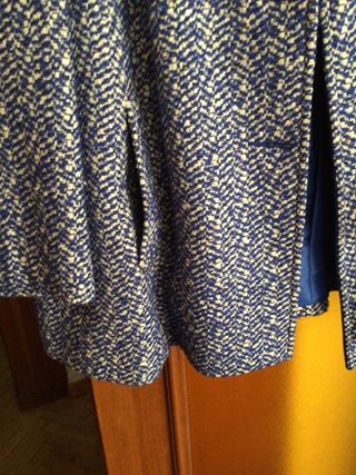 Due giubbotti taglia 50 blu e giallo