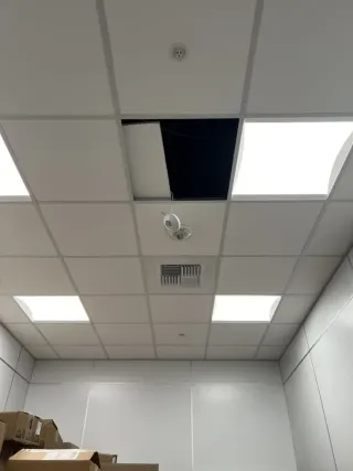 Instalación techo falso con diseño