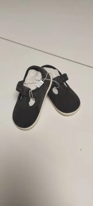 Zapatillas Zara Niña Talla 22