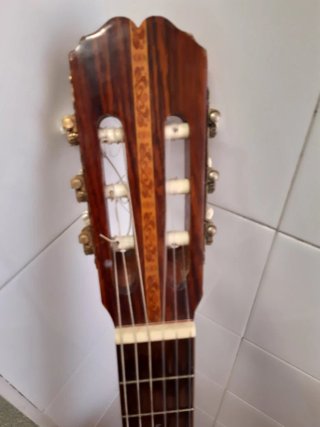Guitarra Clásica Marrón