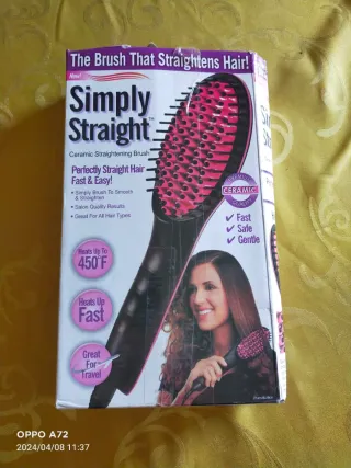 Piastra capelli o spazzoLa a caldo.